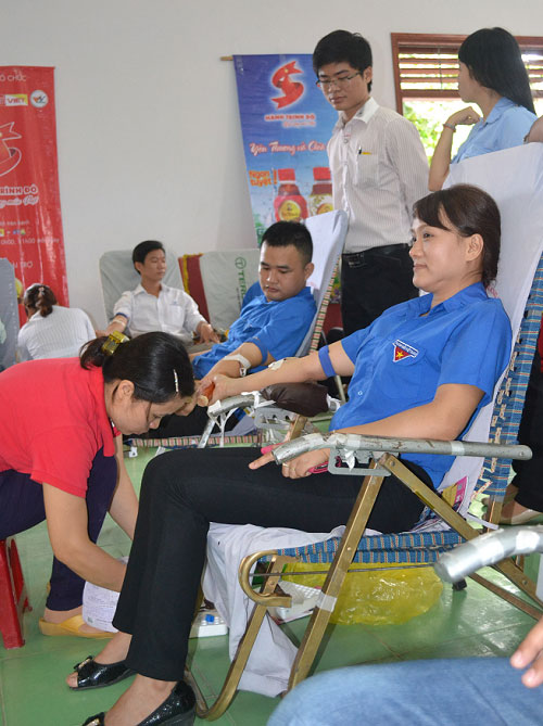 Đoàn viên Sở TT&TT tham gia hiến máu tình nguyện