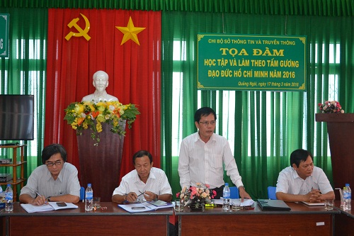 Đồng chí Nguyễn Anh Dũng, Ủy viên Ban Thường vụ, Trưởng Ban Tuyên giáo Đảng uỷ khối tại buổi tọa đàm