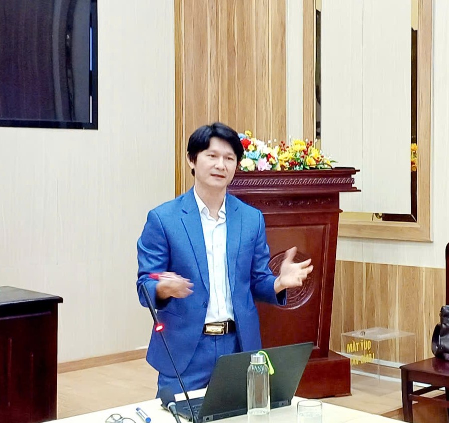 Trung tâm Chuyển đổi số và Đổi mới sáng tạo tiếp cận công nghệ chuỗi khối - blockchain