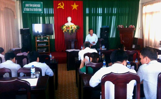 Sinh hoạt chuyên đề xây dựng phong cách, tác phong của người lãnh đạo và tác phong làm việc của cán bộ, đảng viên