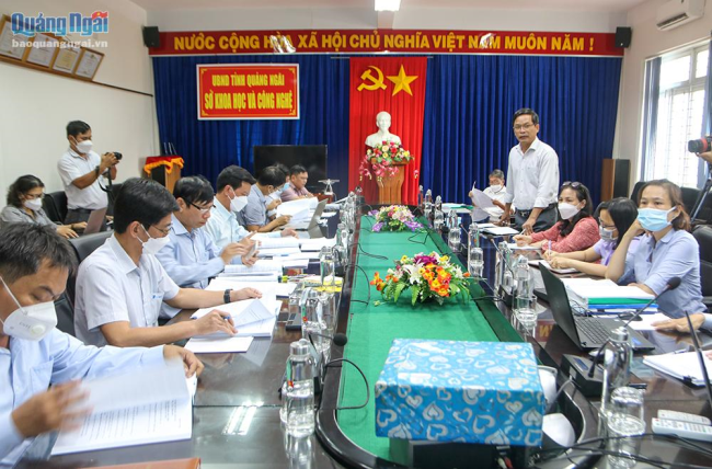 Quang cảnh buổi họp Hội đồng tư vấn